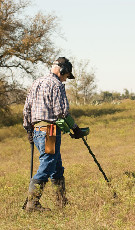 Relic Hunting with a GTI 2500 Metal Detector